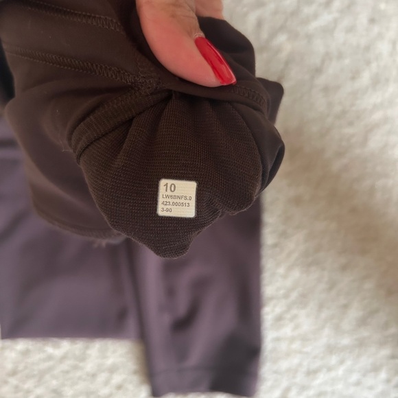 lululemon Like New Espresso High-rise wunder train 23” crop size 10 - Picture 2 of 4